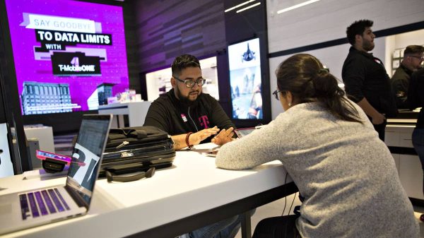 T-Mobile changes how customers can pay for phones