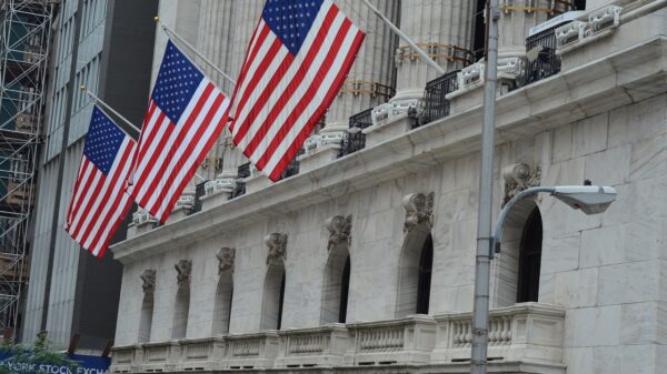 Stocks Settle Higher as Crude Prices Fall on US-Iran Deal Hopes