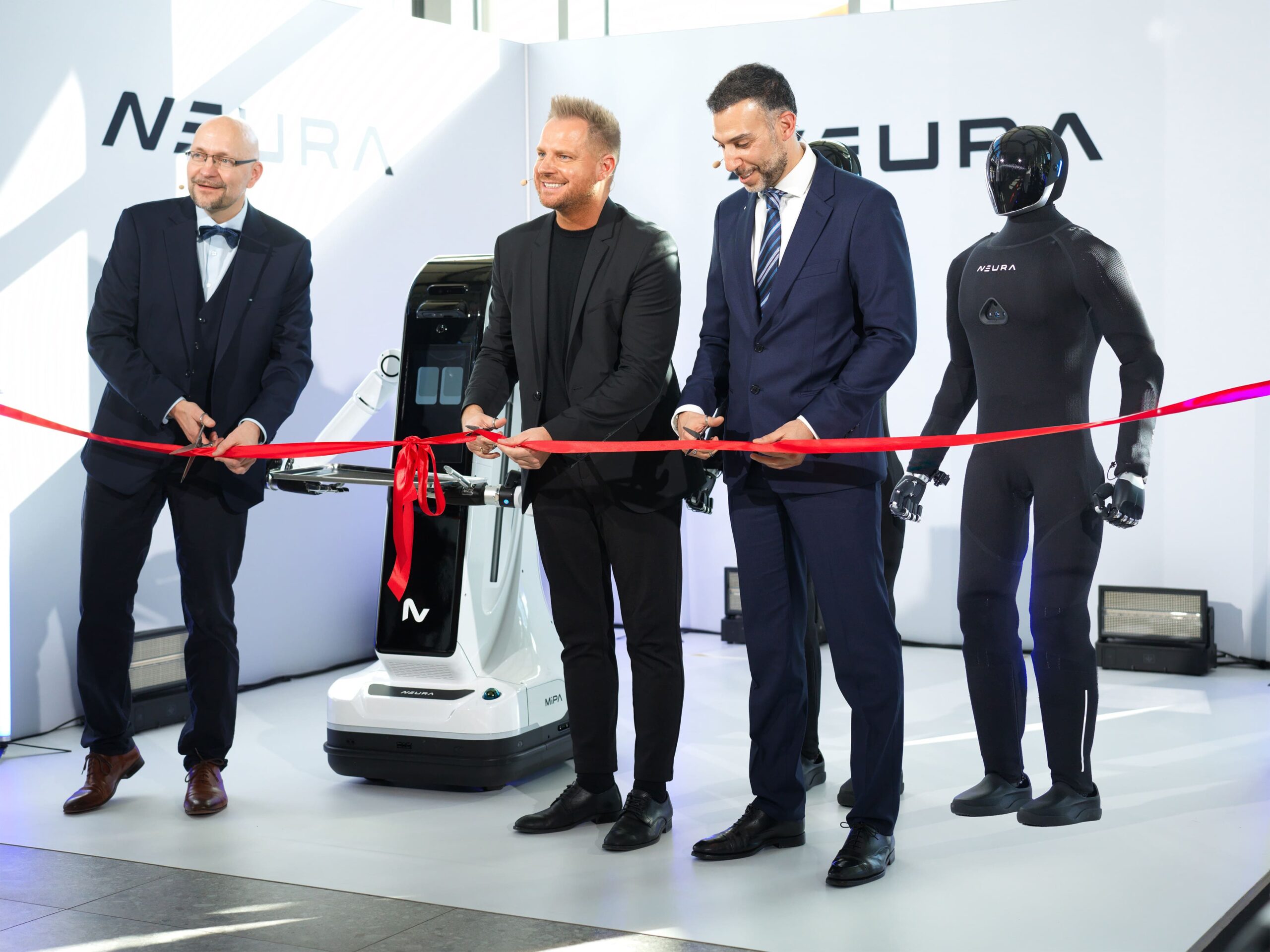 Neura Unveils 4NE1 Gen 4 Humanoid as €17M Munich RoboGym Opens