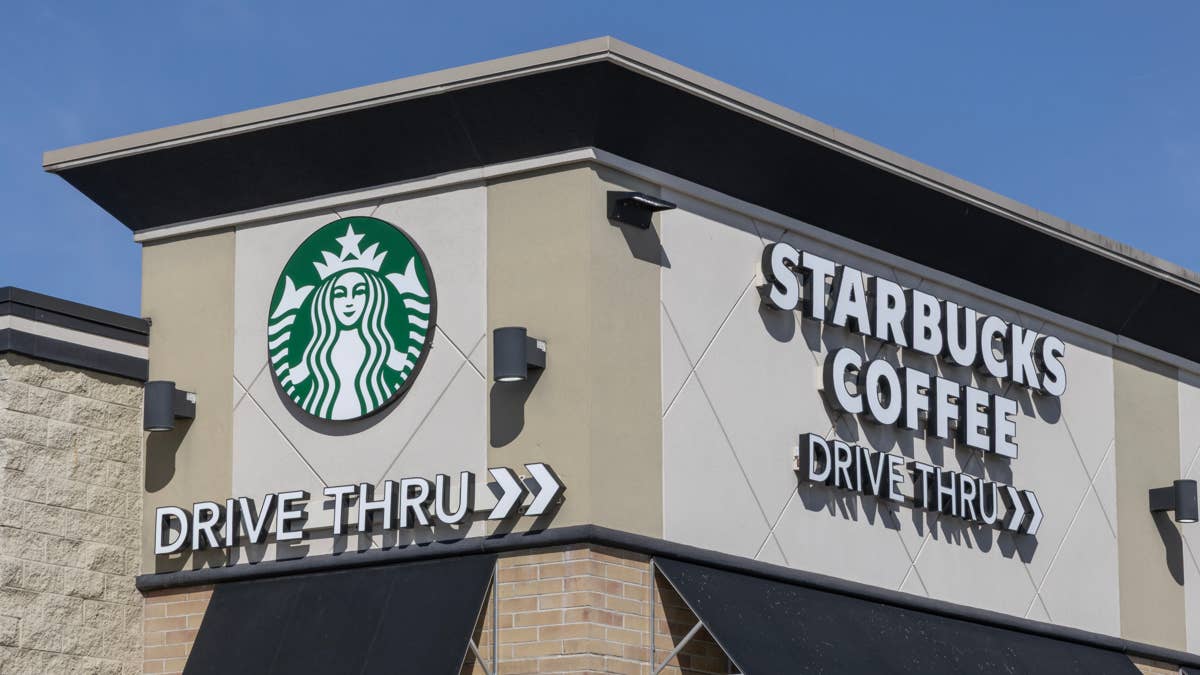 Starbucks shuts 5 more coffeehouses, 2 airport locations also slated for closure